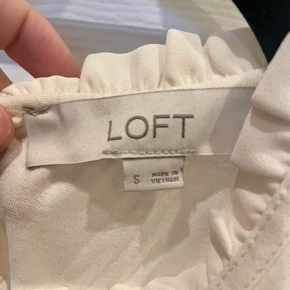 LOFT Cream Sleeveless Tank Top in Ivory - Picture 4 of 4